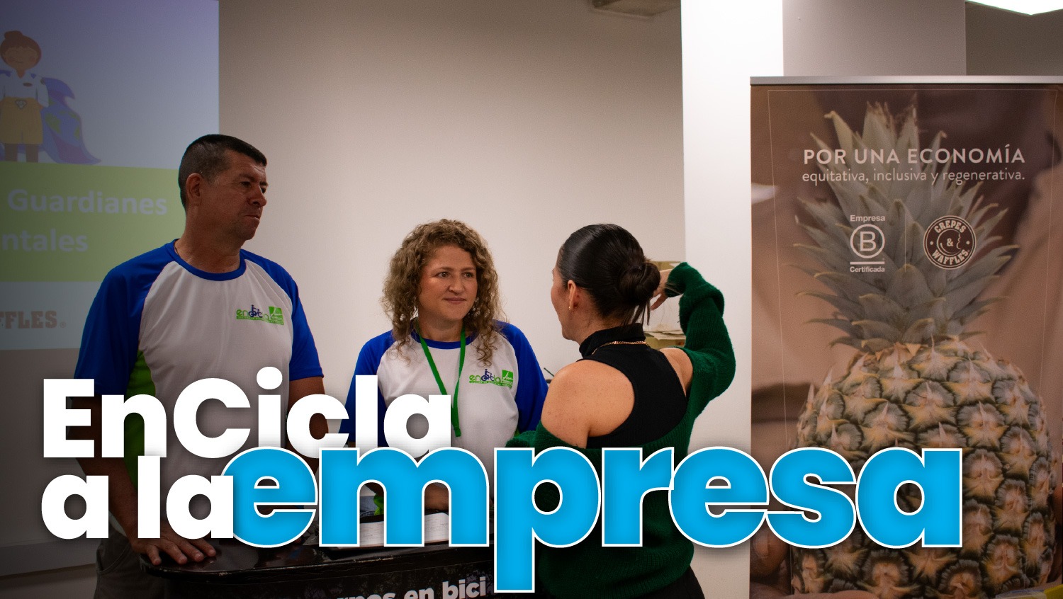 Equipo de encicla con usuaria
